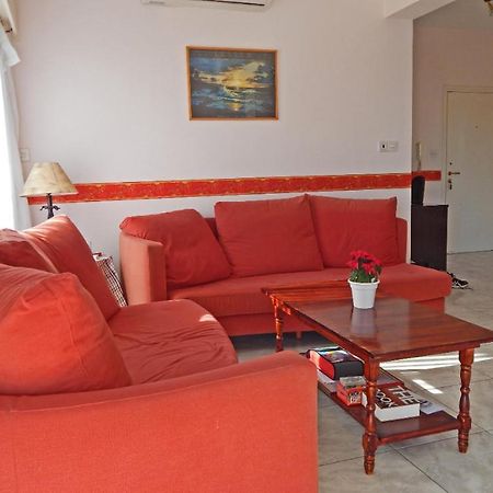 Homestay With Nice View In Comfortable Area Limasol Buitenkant foto