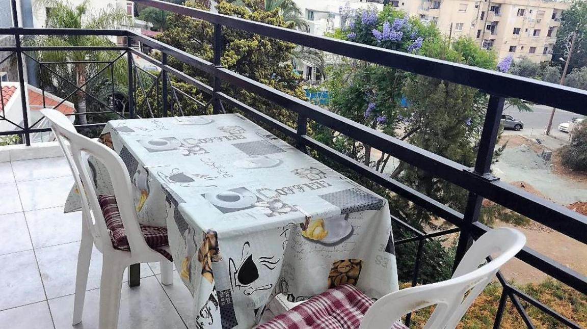 Homestay With Nice View In Comfortable Area Limasol Buitenkant foto